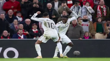 عرض ضخم.. الاتحاد السعودي يسعى لضم كامافينجا بمفاوضات متقدمة